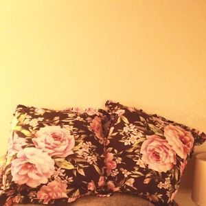 26 X 26 Pair French Country Euro Pillows & Inserts Black Pink Rose